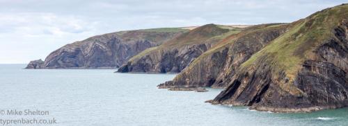 Ceibwr Bay